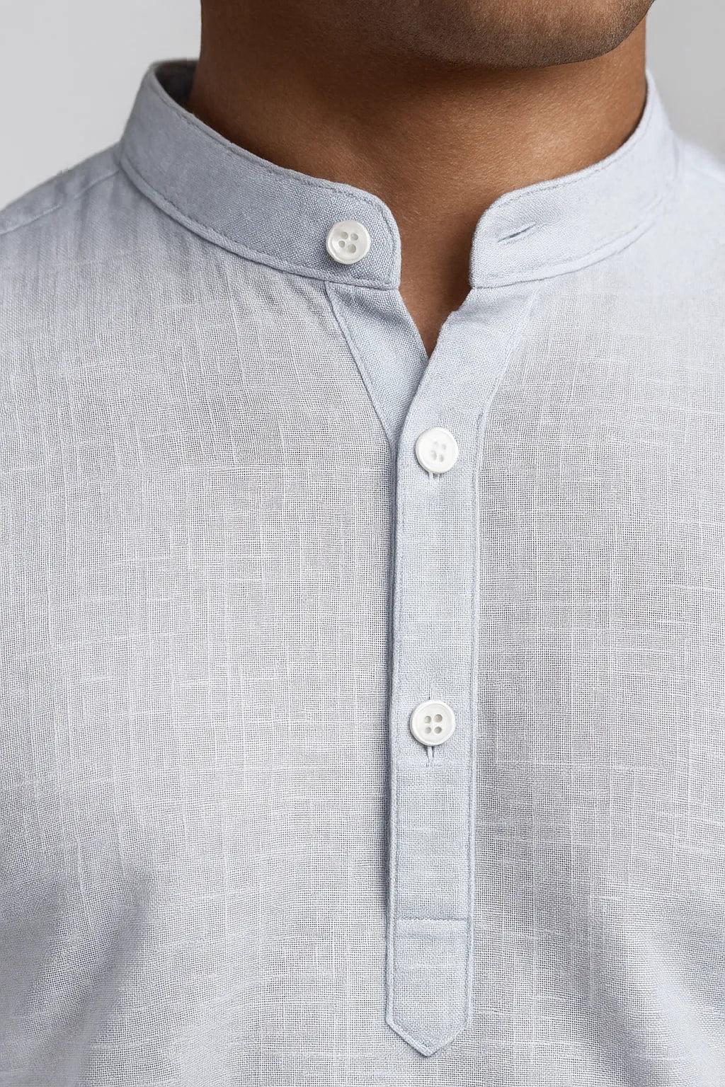 Camisa Bata Slim em Algodão Flamê Leve com Gola Padre