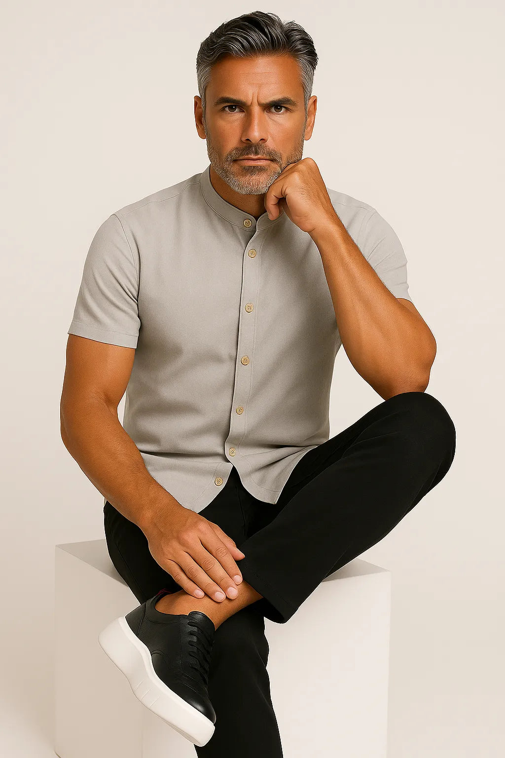 Camisa Sarja Estonada com Gola Padre Manga Curta