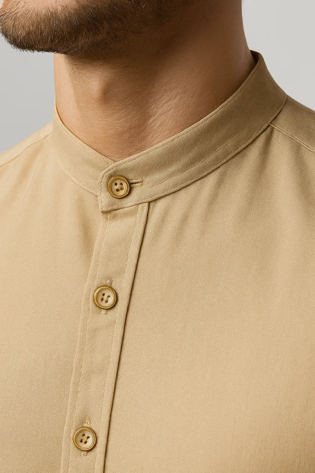 Camisa Sarja Estonada com Gola Padre Manga Curta