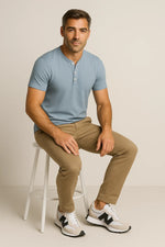 Camiseta Henley em Algodão Egípcio com Elastano Gola Padre