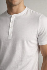 Camiseta Henley em Algodão Egípcio com Elastano Gola Padre