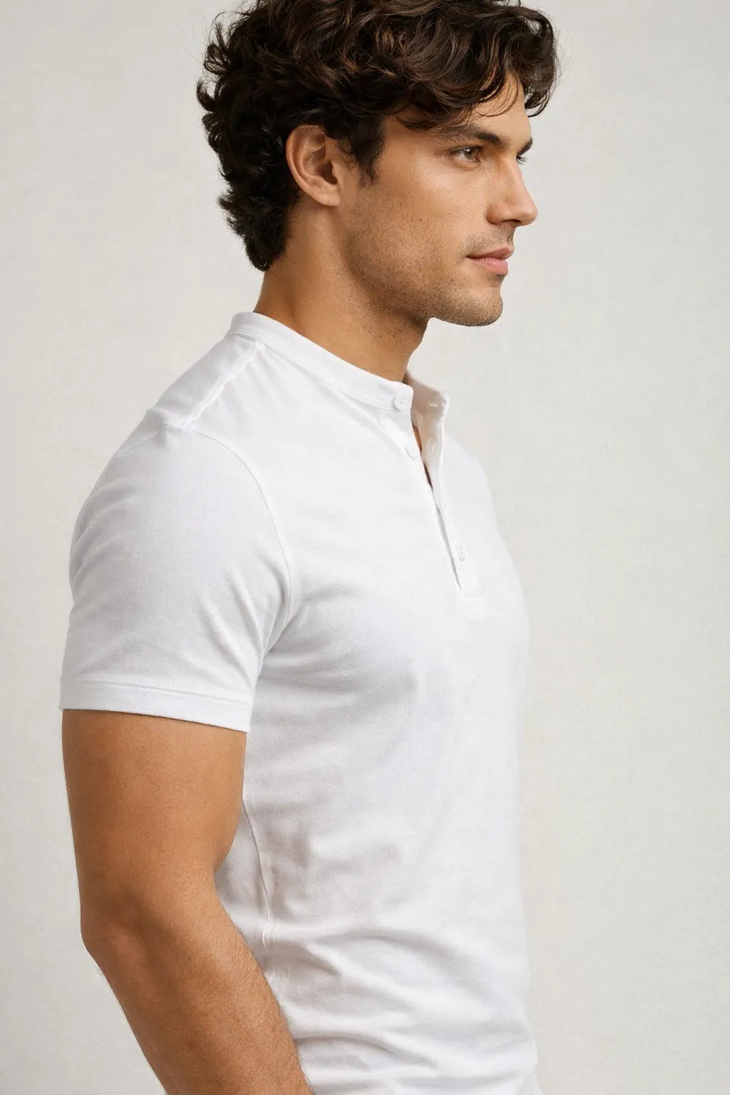 Camiseta Henley em Algodão Egípcio com Elastano Gola Padre