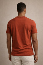 Camiseta Masculina em Algodão com Gola Redonda