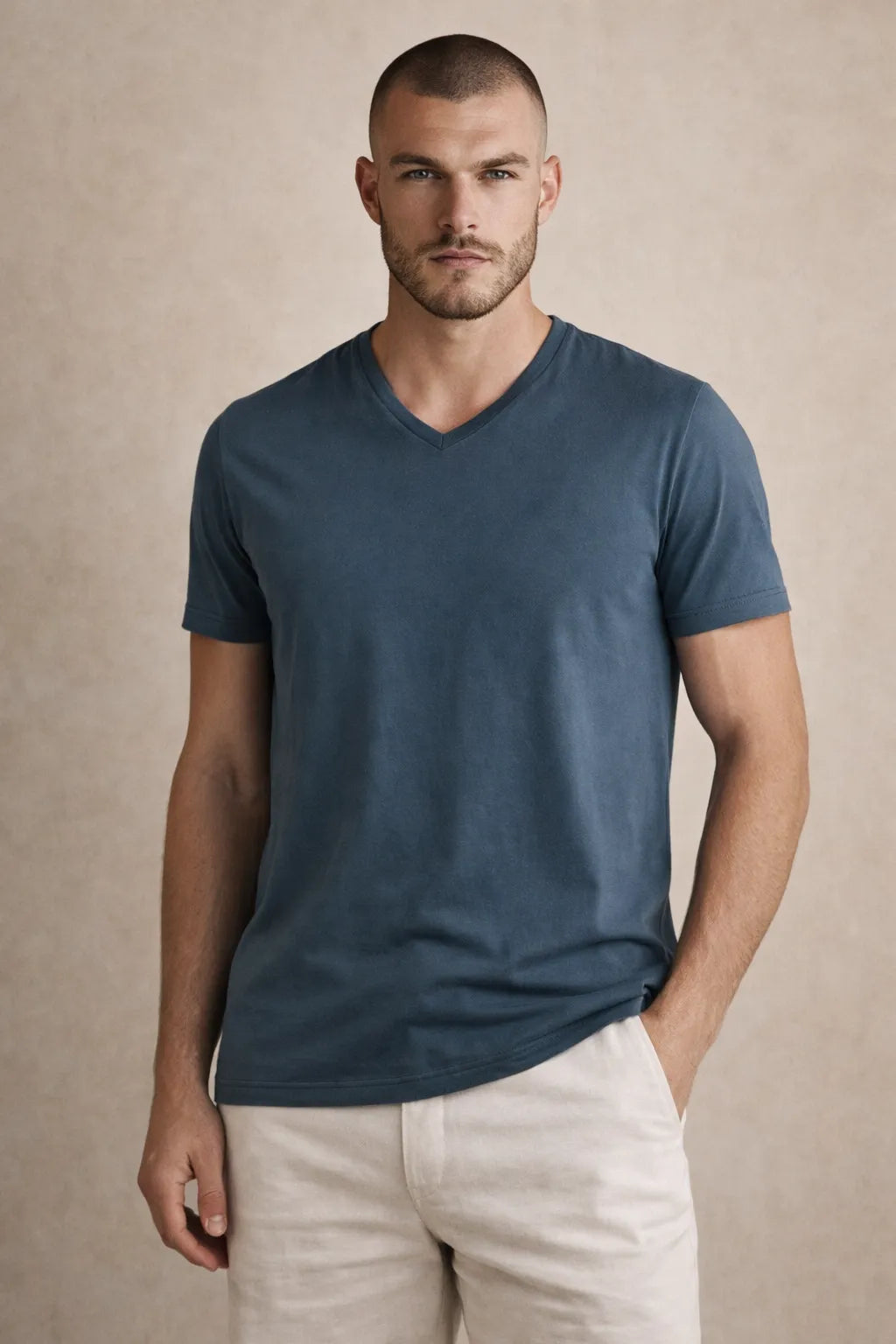 Camiseta Masculina Gola V em Algodão Egípcio Clássica