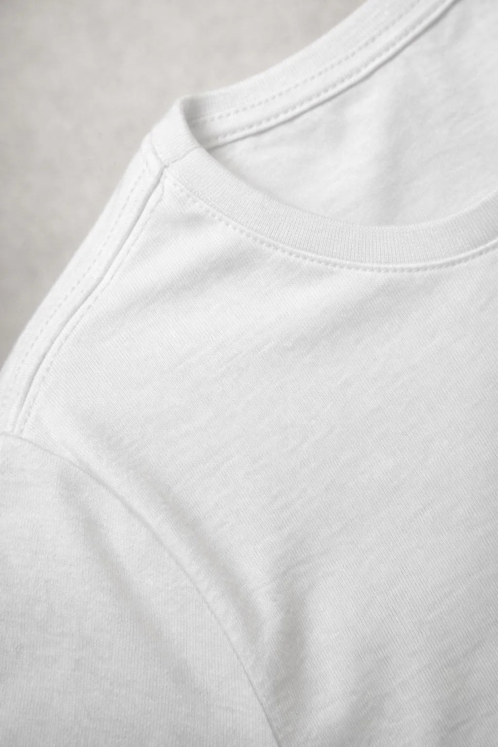 Camiseta Masculina Gola Redonda em Algodão Clássica