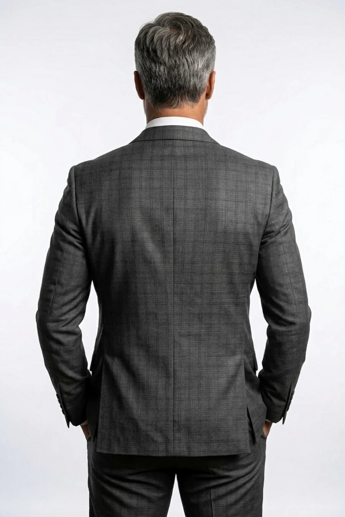 Terno Slim Masculino Chumbo Xadrez Lapela de Bico em Poliviscose