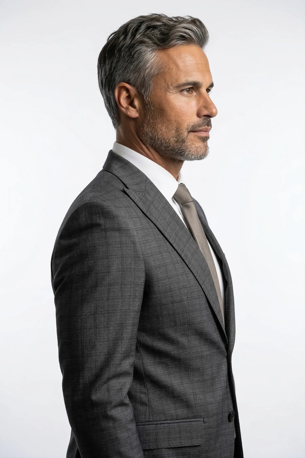 Terno Slim Masculino Chumbo Xadrez Lapela de Bico em Poliviscose