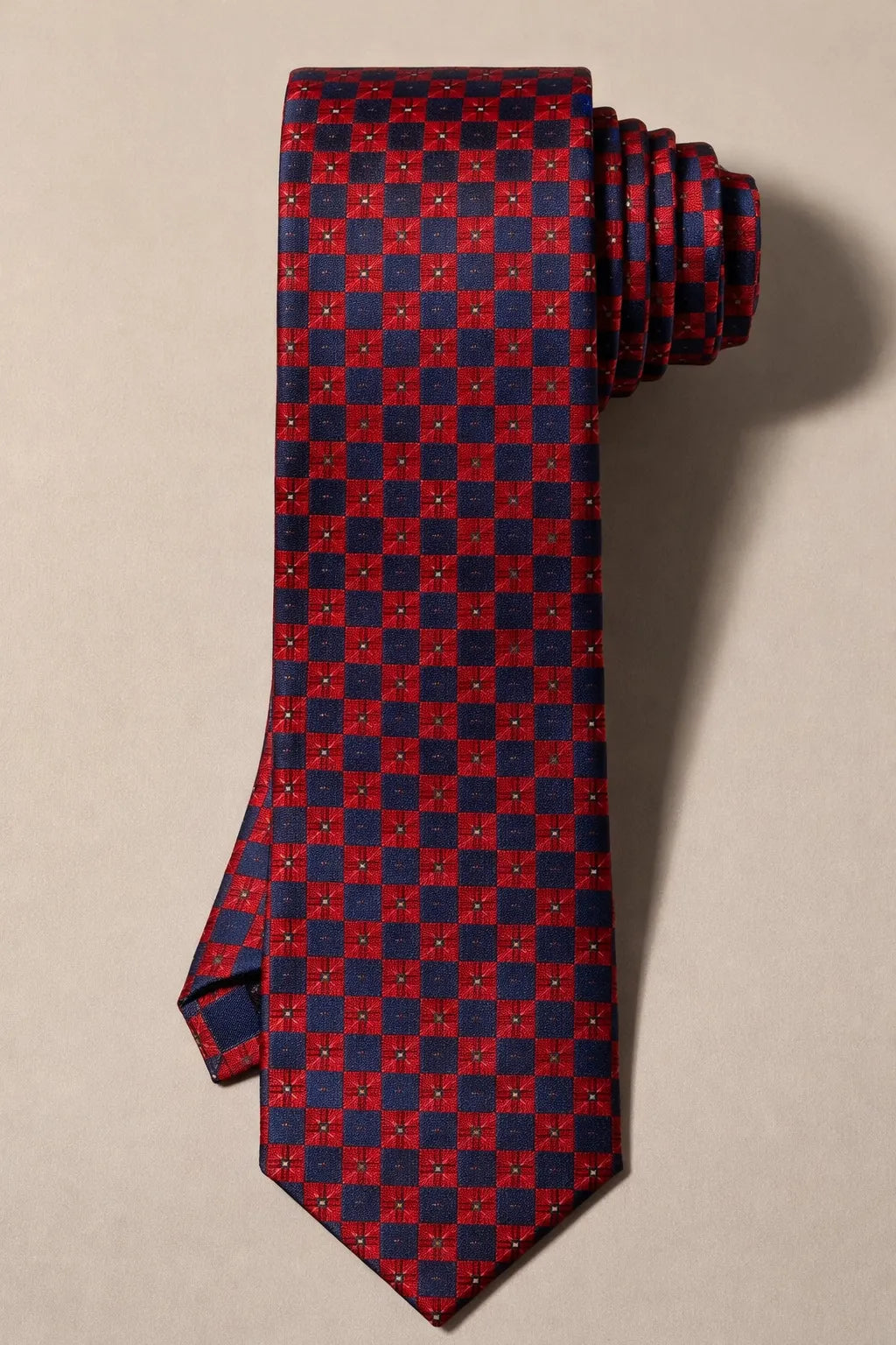 Gravata Masculina Gold Semi Slim Geométrica