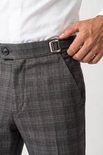 Calça Social Poliviscose Slim Xadrez com Regulador