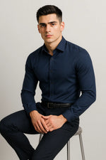 Camisa Social Slim Lisa em Poliéster e Algodão Premium