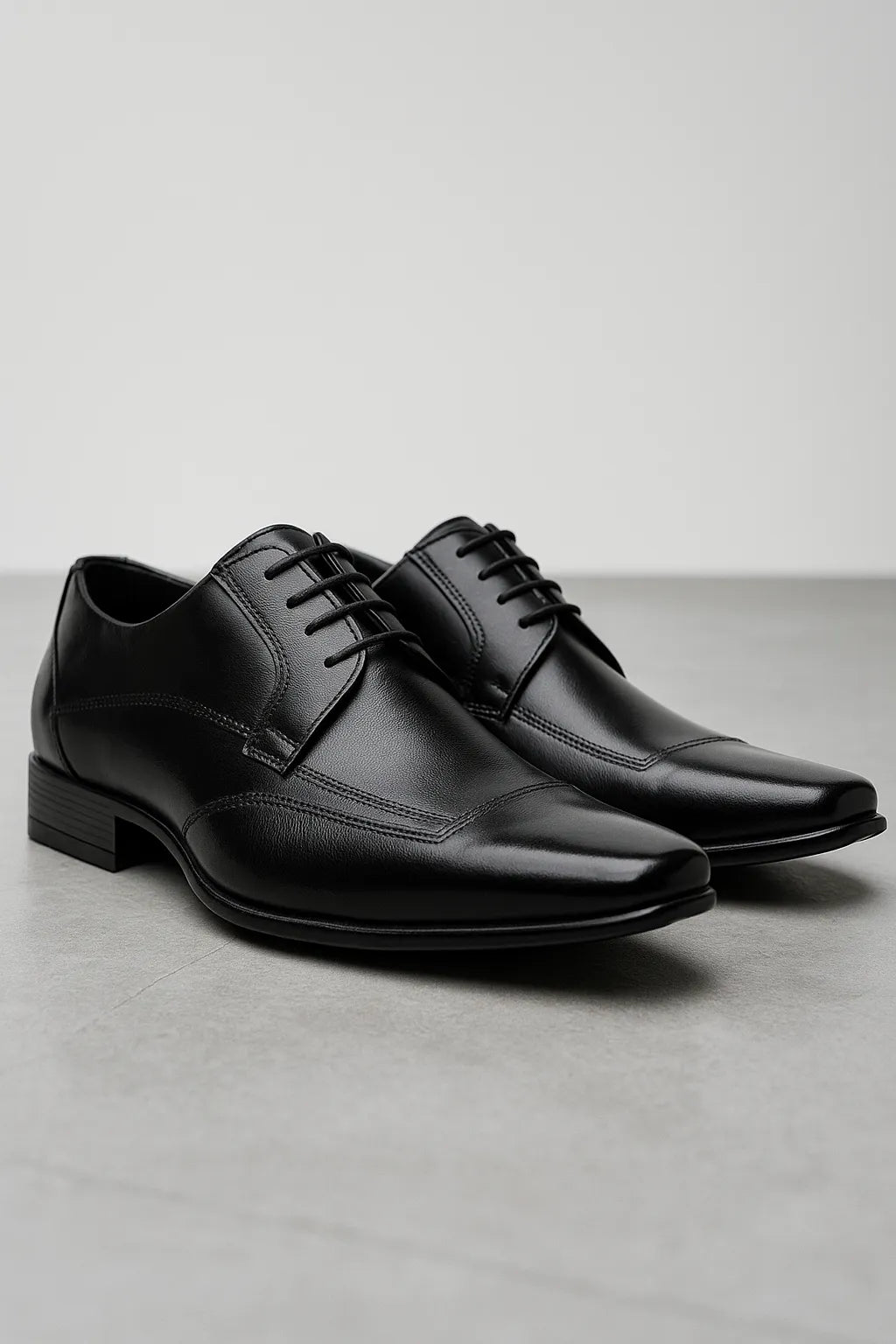 Sapato Social Derby Torino em Couro Legítimo
