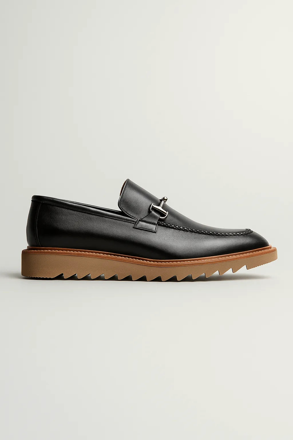 Sapato Social Loafer Tratorado Modena em Couro Legítimo