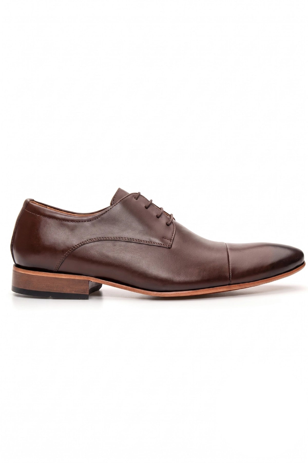 Sapato Social Derby Elegance em Couro Legítimo