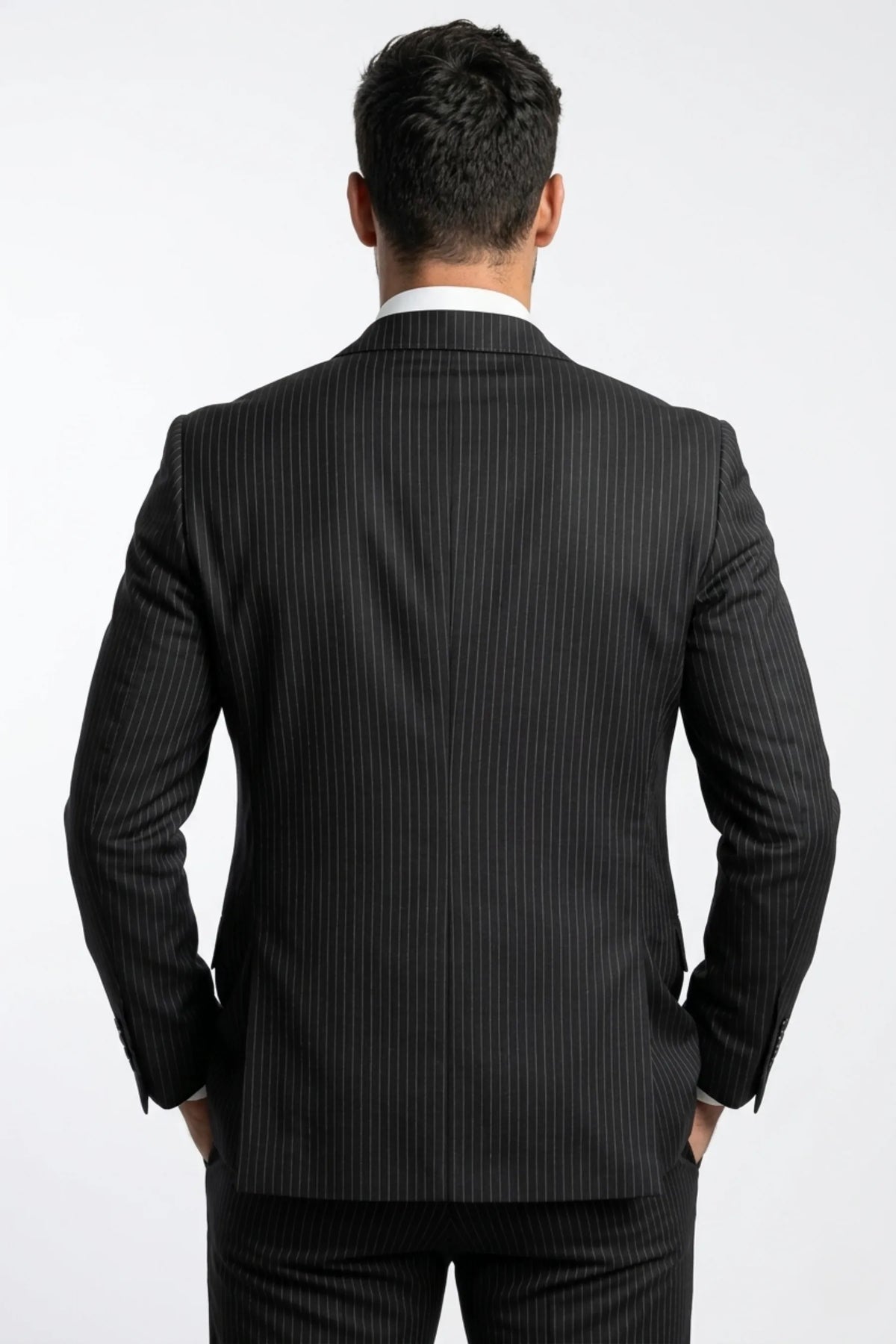 Terno Slim Masculino Preto Risca de Giz em Poliviscose