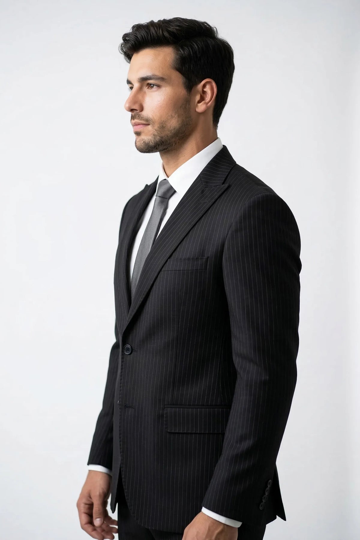 Terno Slim Masculino Preto Risca de Giz em Poliviscose