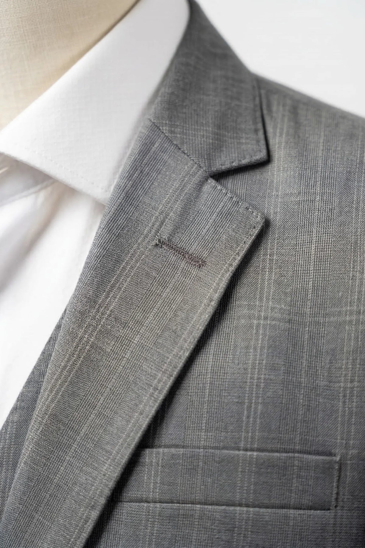 Terno Masculino Príncipe de Gales em Poliviscose Cinza Escuro