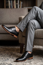 Sapato Social Derby Elegance em Couro Legítimo