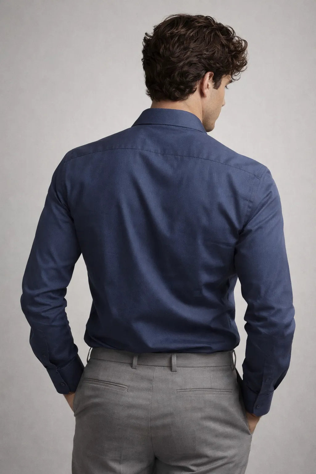 Camisa Social Slim Lisa em Poliéster e Algodão Premium