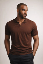 Camisa Polo Slim em Algodão com Gola V