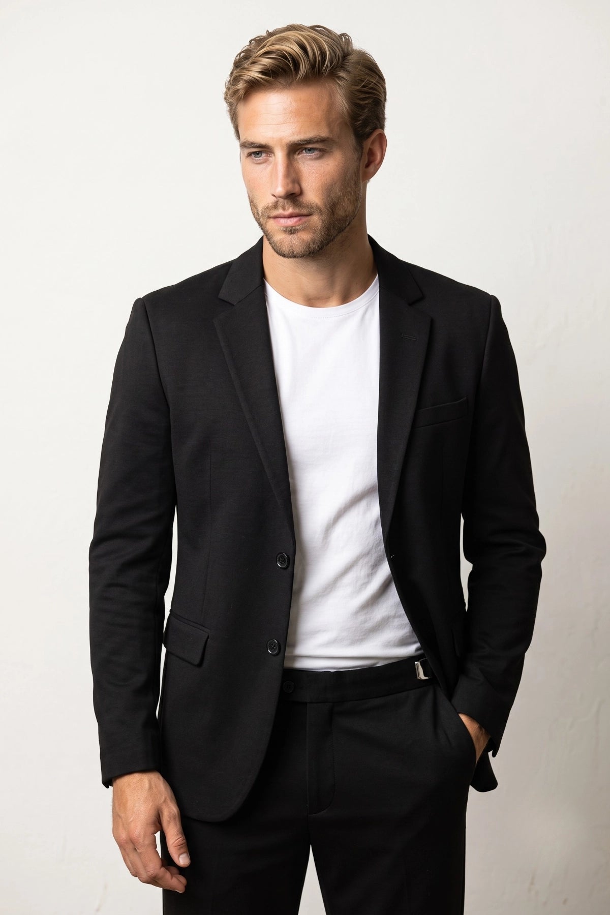 Terno Masculino Slim em Malha de Alfaiataria com Elastano